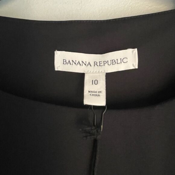 NEW Banana Republic Black Pleated Shoulder Dress Size 10 Party MSRP $120.00 - Picture 4 of 14